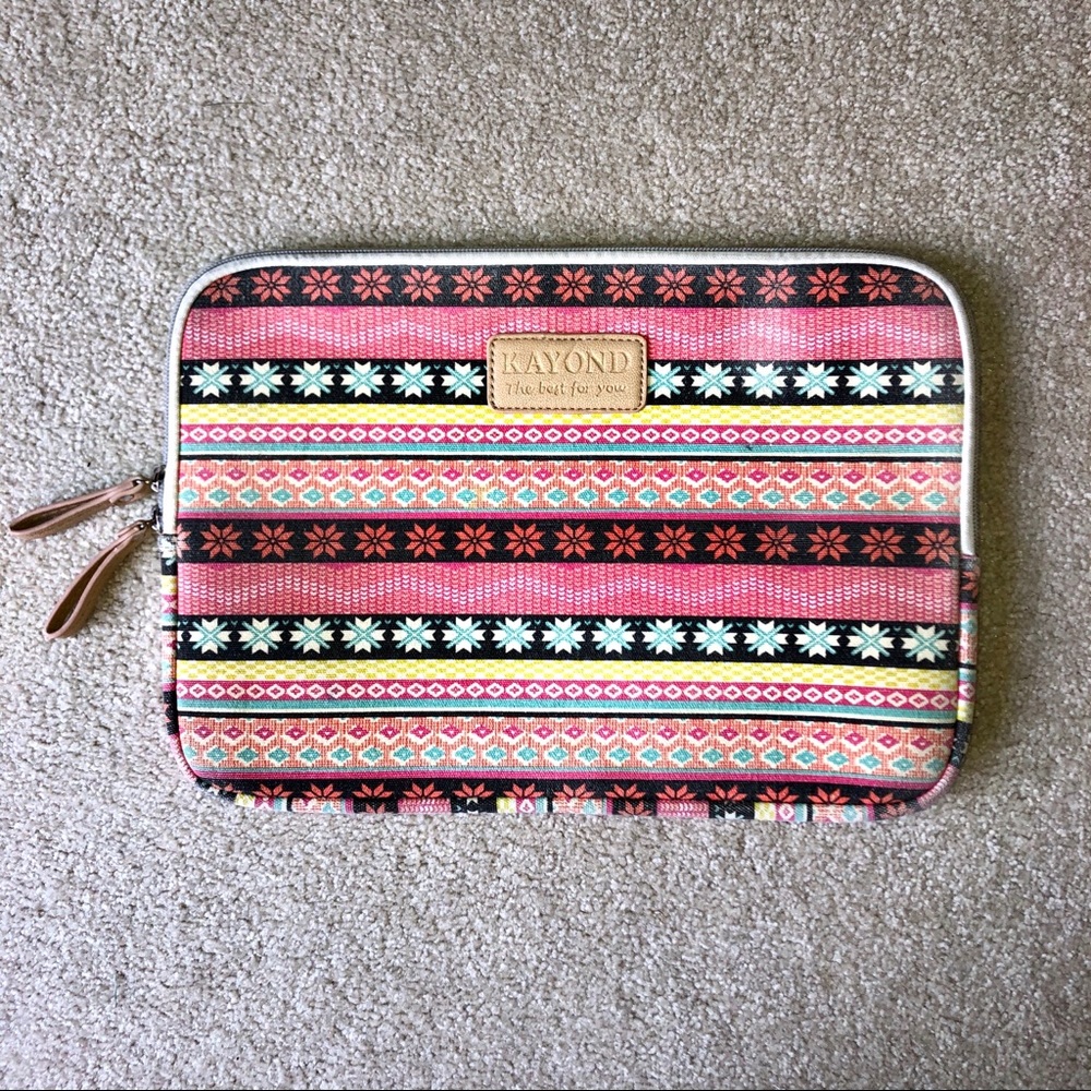4/$25 Kayond Canvas Water-Resistant Laptop Case